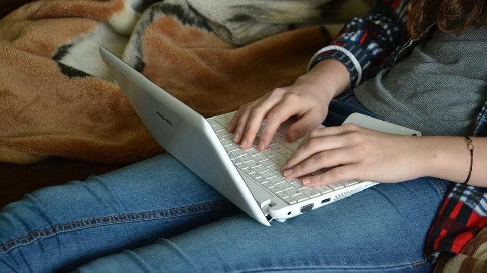 Na internetu lze prodávat soukromé věci